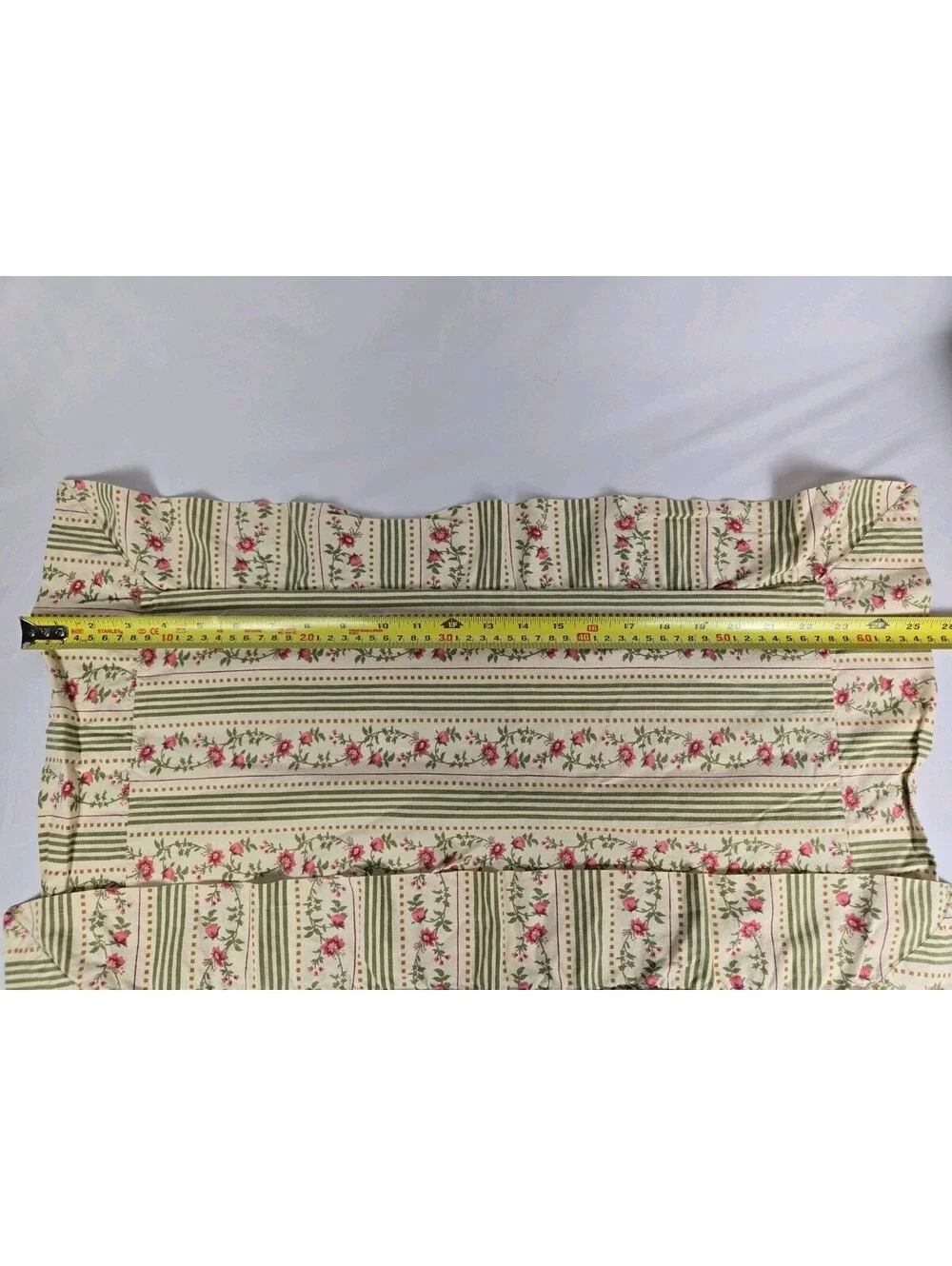 Pottery Barn Quilted Patchwork Pillowcases 25.5 X 33